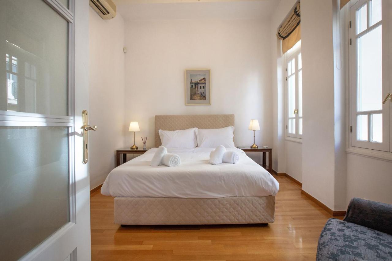 Neoclassical Apartment Close To Syntagma-Plaka By Ghh Афіни Екстер'єр фото