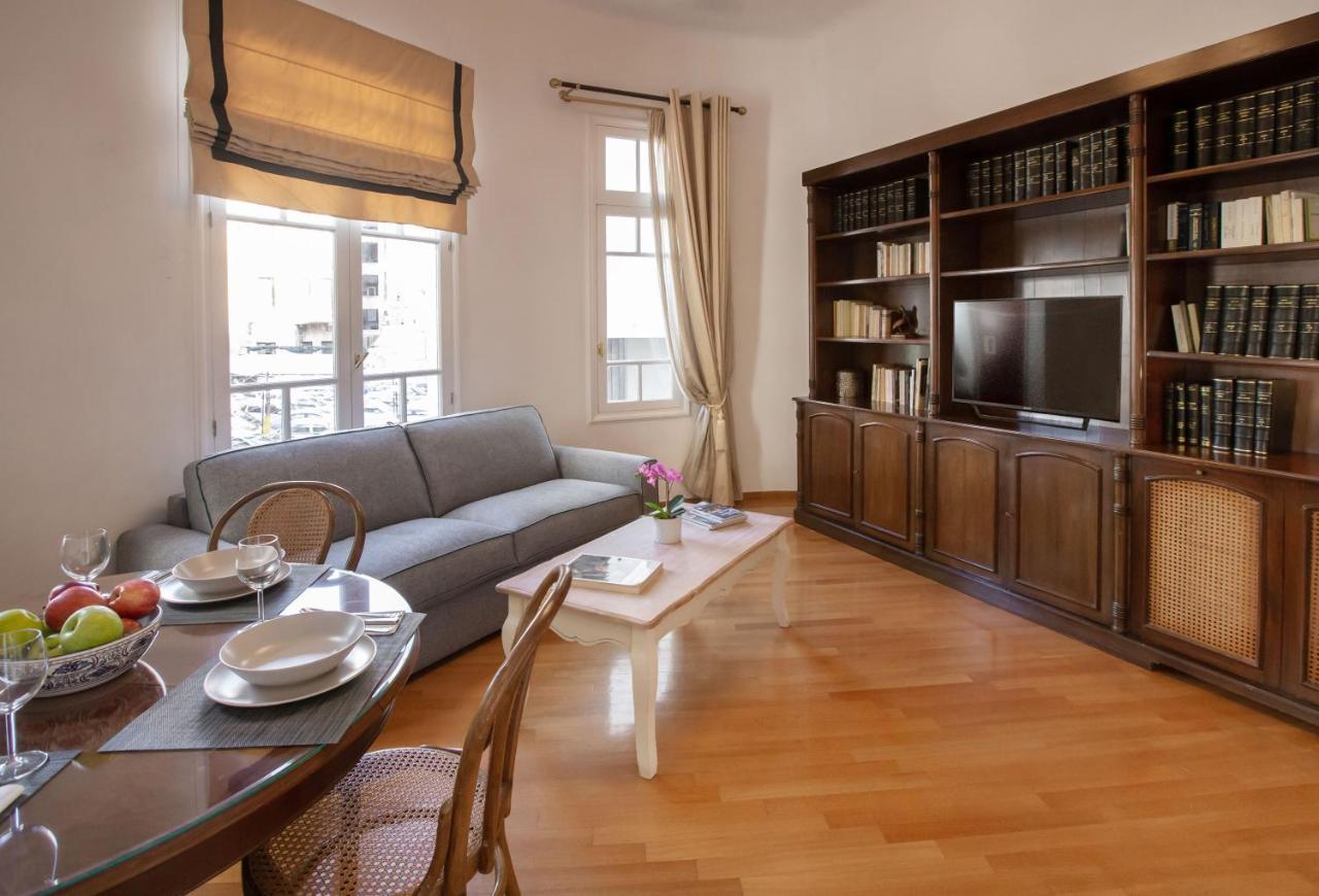 Neoclassical Apartment Close To Syntagma-Plaka By Ghh Афіни Екстер'єр фото
