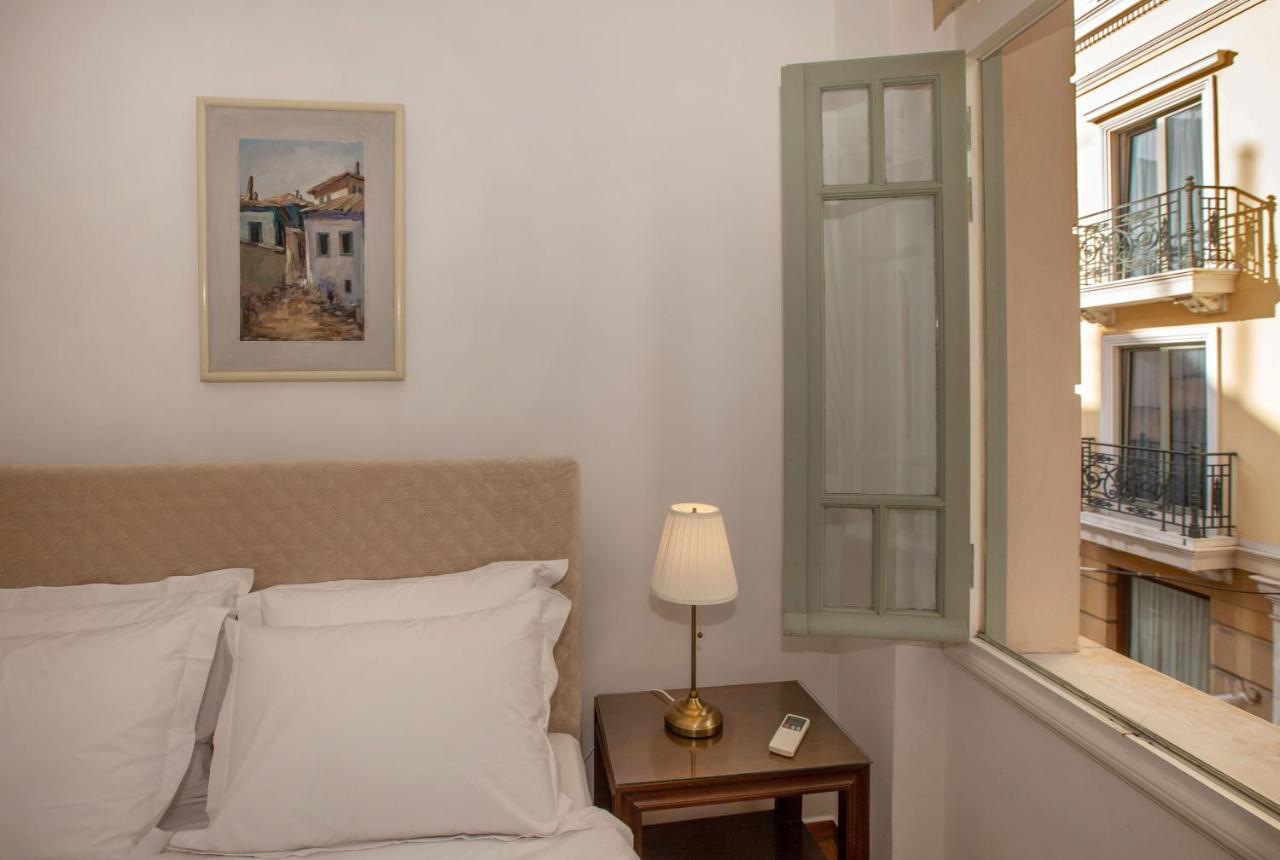 Neoclassical Apartment Close To Syntagma-Plaka By Ghh Афіни Екстер'єр фото