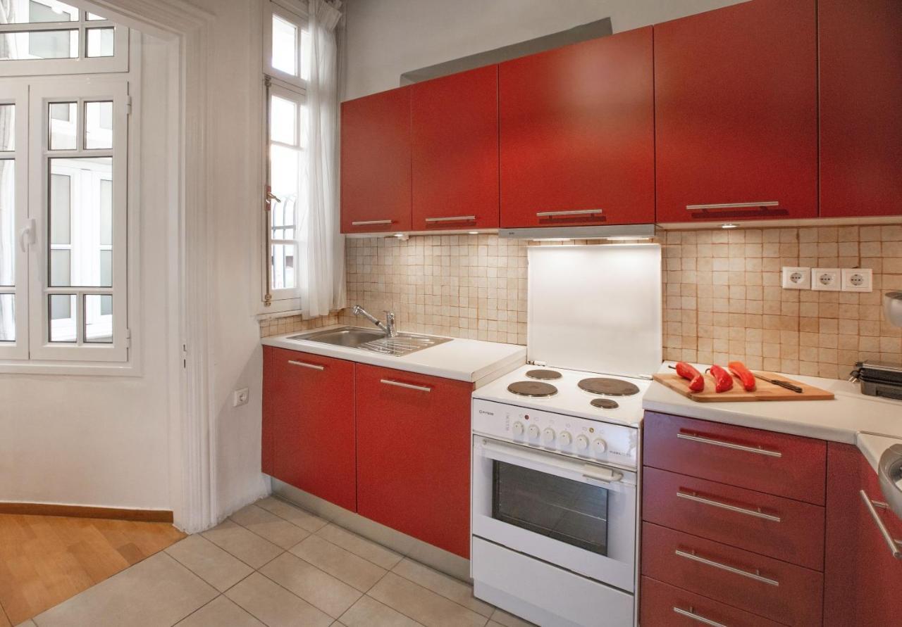 Neoclassical Apartment Close To Syntagma-Plaka By Ghh Афіни Екстер'єр фото