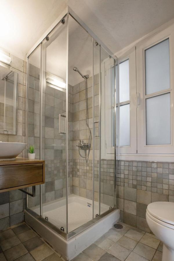 Neoclassical Apartment Close To Syntagma-Plaka By Ghh Афіни Екстер'єр фото